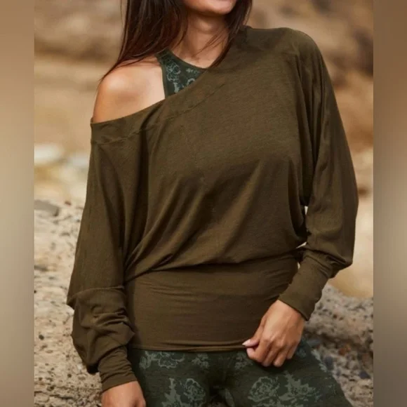 Free People Movement | XS Women's Army Green Sky High Long Sleeve Top - Picture 1 of 7